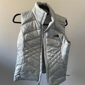 North face silver vest